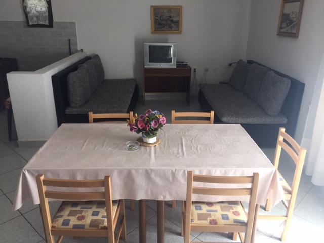 Apartments Krolo Drvenik  Zewnętrze zdjęcie