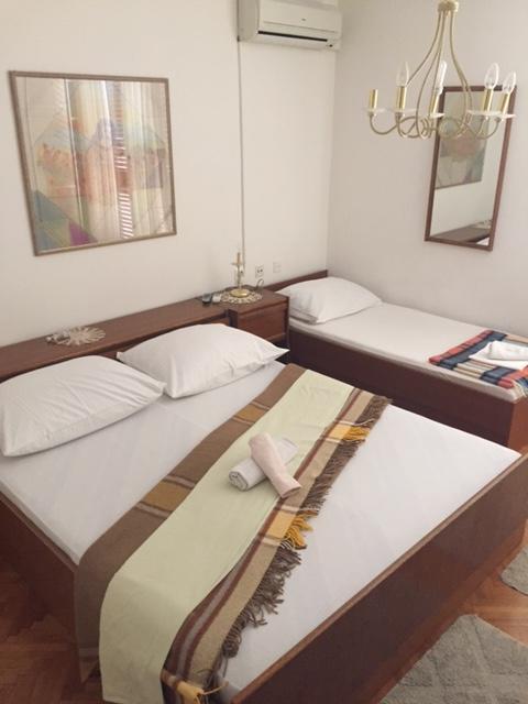 Apartments Krolo Drvenik  Zewnętrze zdjęcie